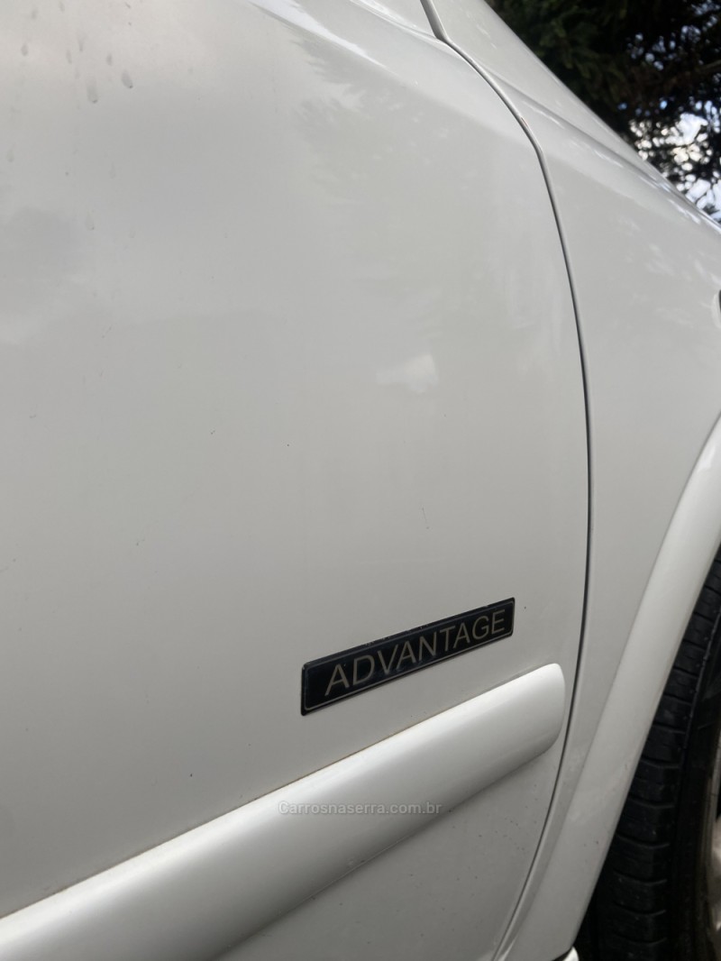 ASTRA 2.0 MPFI ADVANTAGE SEDAN 8V FLEX 4P MANUAL - 2011 - FARROUPILHA
