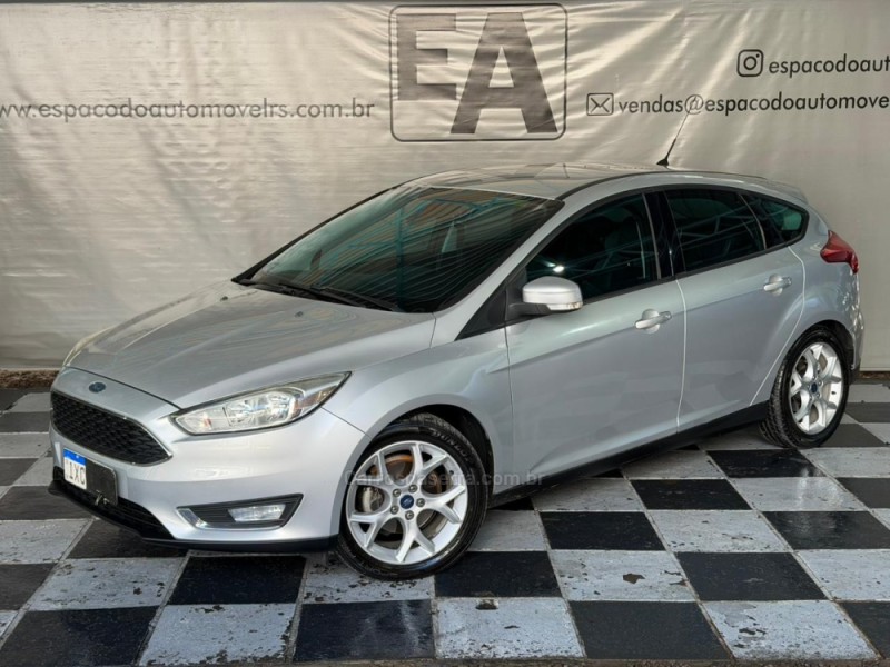 focus 2.0 se plus 16v flex 4p automatico 2016 nova prata