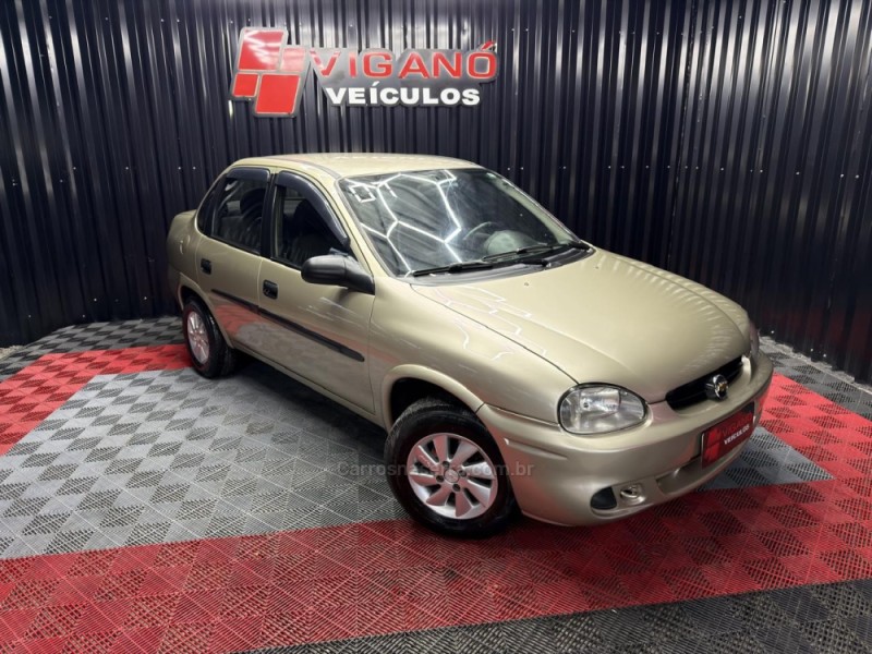 CLASSIC 1.6 MPFI LIFE 8V GASOLINA 4P MANUAL - 2007 - CAXIAS DO SUL