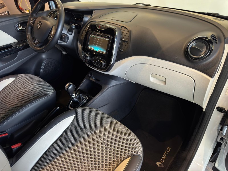 CAPTUR 1.6 16V FLEX INTENSE AUTOMÁTICO - 2020 - CAXIAS DO SUL