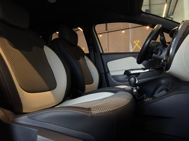 CAPTUR 1.6 16V FLEX INTENSE AUTOMÁTICO - 2020 - CAXIAS DO SUL