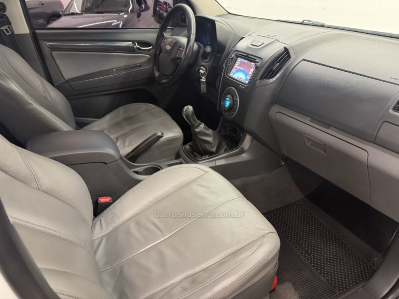S10 2.4 LTZ 4X2 CD 8V FLEX 4P MANUAL - 2014 - CAXIAS DO SUL