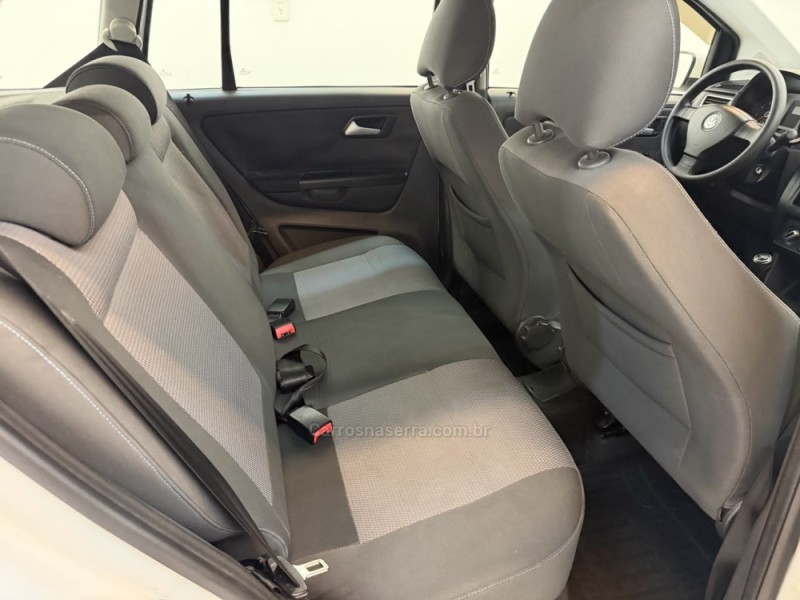 SPACEFOX 1.6 MI TREND 8V FLEX 4P MANUAL - 2012 - BOM RETIRO DO SUL