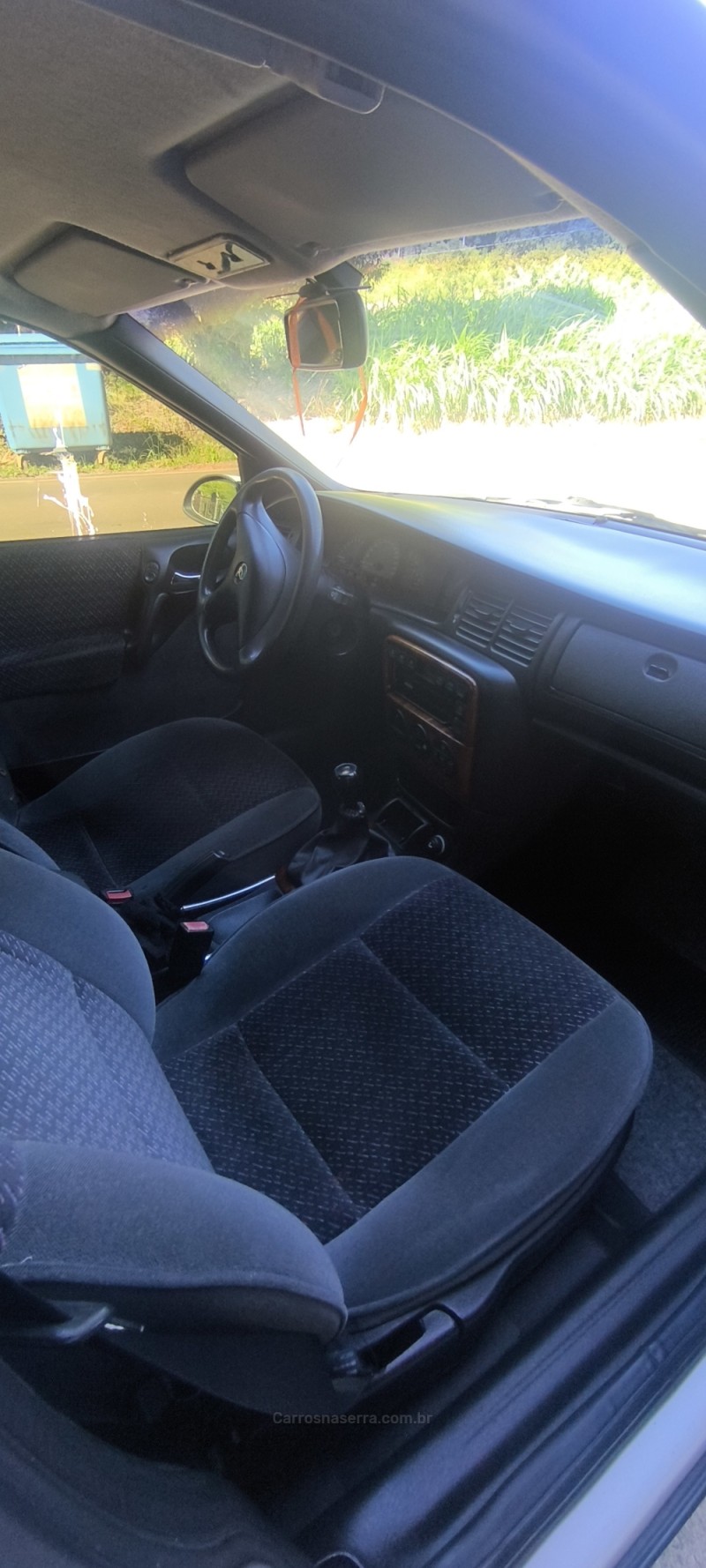 VECTRA 2.0 MPFI CD 8V GASOLINA 4P MANUAL - 1998 - SãO PEDRO DA SERRA
