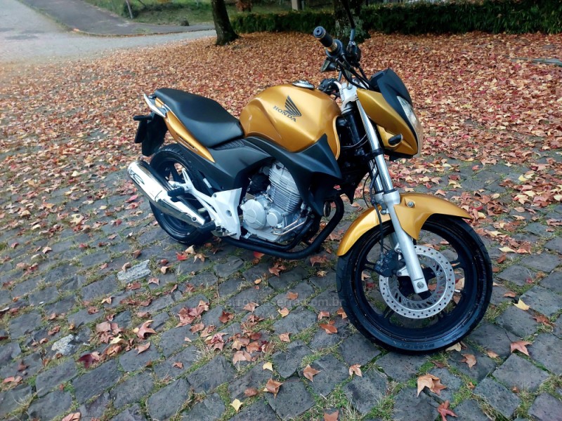 CB 300R ABS - 2011 - CAXIAS DO SUL