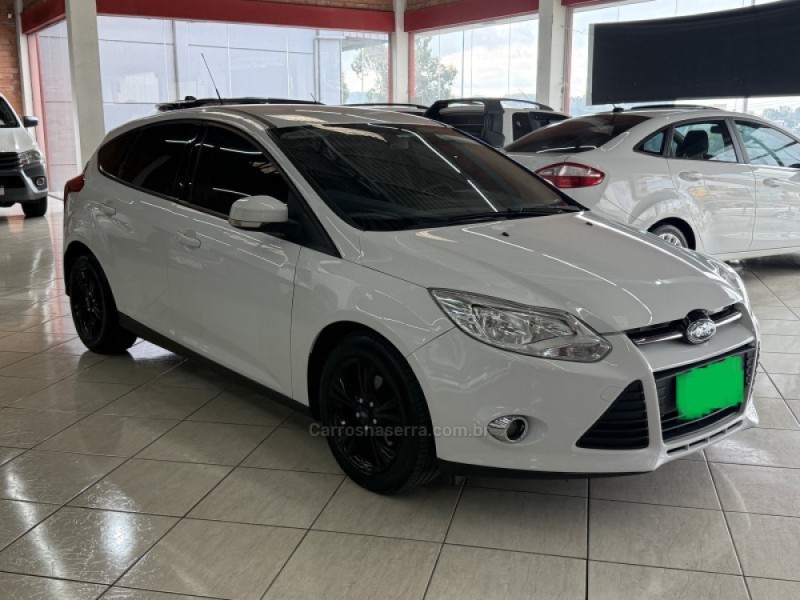 FOCUS 1.6 SE 16V FLEX 4P AUTOMÁTICO