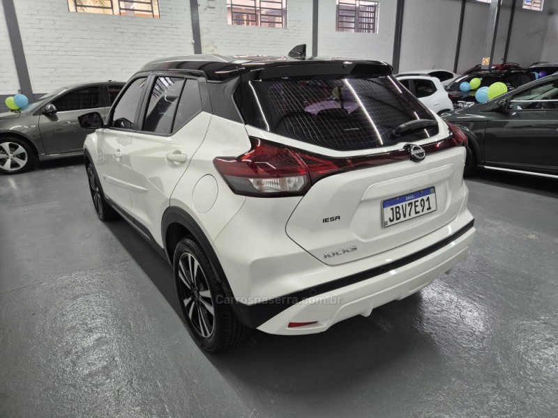 KICKS 1.6 EXCLUSIVE 16V FLEX 4P AUTOMÁTICO - 2023 - GARIBALDI