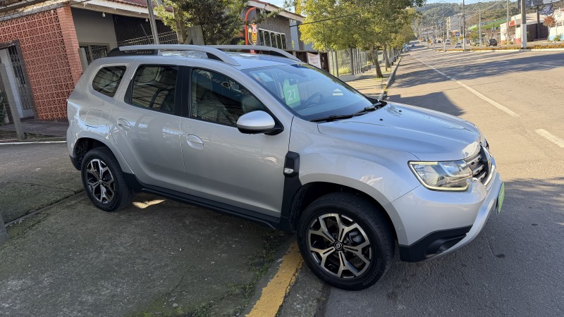 DUSTER 1.6 ICONIC 16V FLEX 4P AUTOMÁTICO - 2021 - GARIBALDI