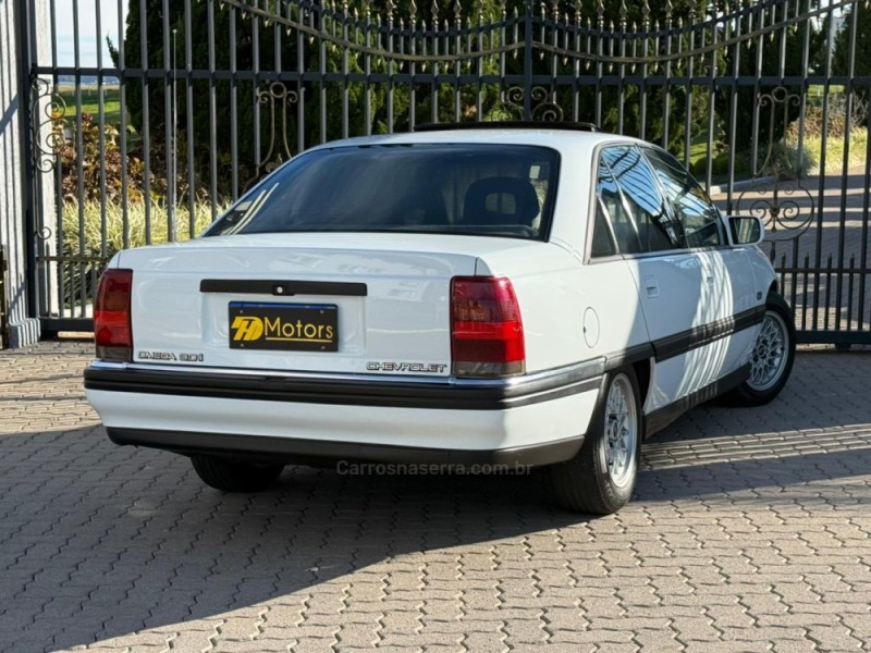 OMEGA 3.0 MPFI CD 12V GASOLINA 4P MANUAL - 1994 - CAXIAS DO SUL