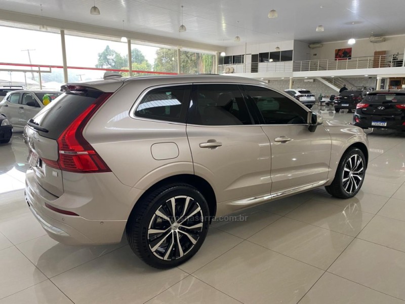 XC60 2.0 T8 ULTIMATE AWD HIBRIDO 4P AUTOMÁTICO - 2023 - LAJEADO
