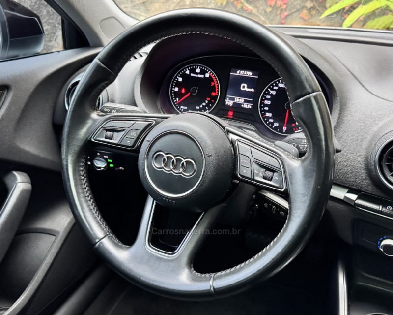 A3 1.4 TFSI SPORTBACK 16V GASOLINA 4P S-TRONIC - 2017 - TAQUARA