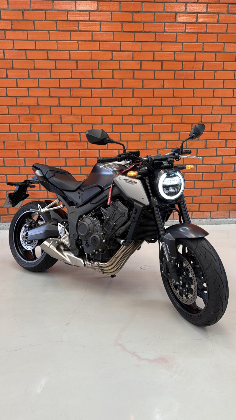 CB 650R  - 2024 - BENTO GONçALVES
