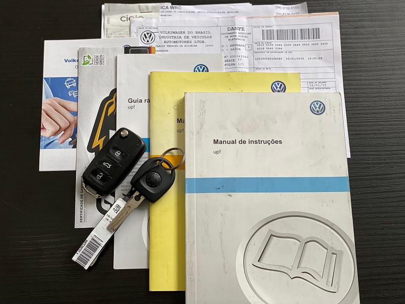 UP 1.0 MPI MOVE UP 12V FLEX 4P MANUAL - 2015 - CAXIAS DO SUL