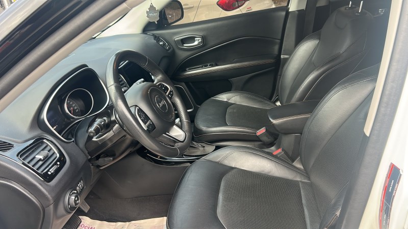 COMPASS 2.0 16V DIESEL LIMITED 4X4 AUTOMÁTICO - 2019 - FARROUPILHA