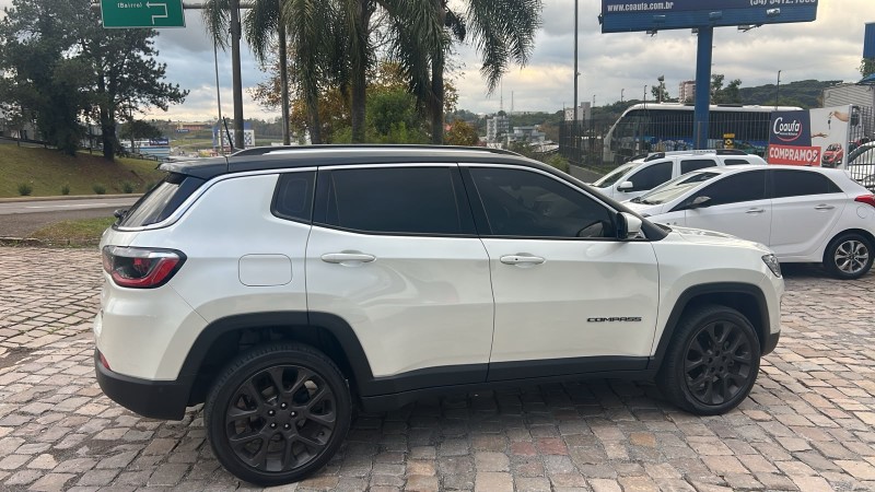 COMPASS 2.0 16V DIESEL LIMITED 4X4 AUTOMÁTICO - 2019 - FARROUPILHA