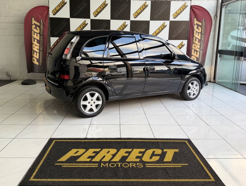 MERIVA 1.4 MPFI JOY 8V FLEX 4P MANUAL - 2011 - PORTãO