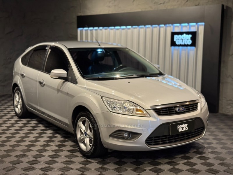 focus 2.0 hc 16v flex 4p automatico  2013 farroupilha