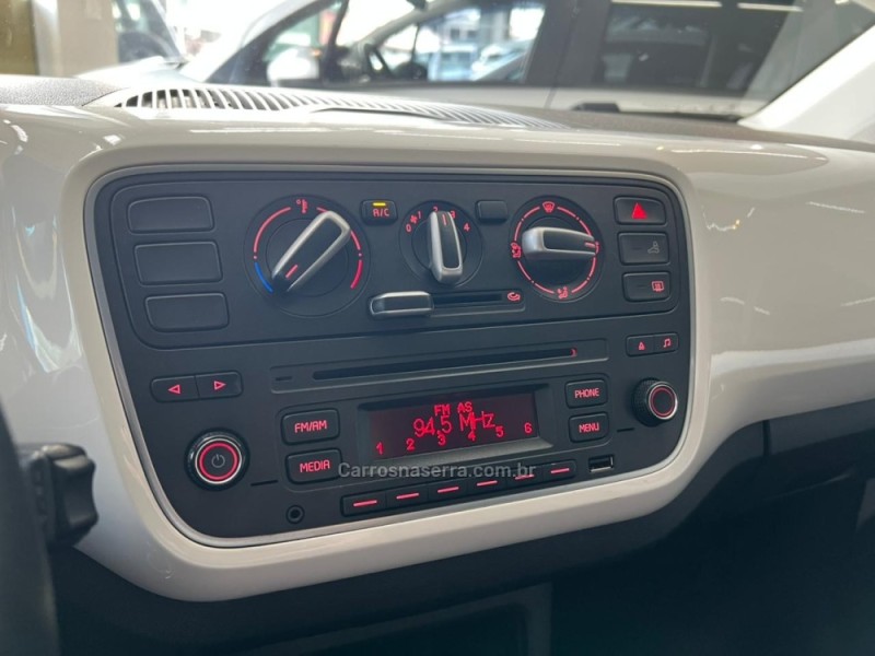 UP 1.0 TSI CROSS 12V FLEX 4P MANUAL - 2017 - CAXIAS DO SUL
