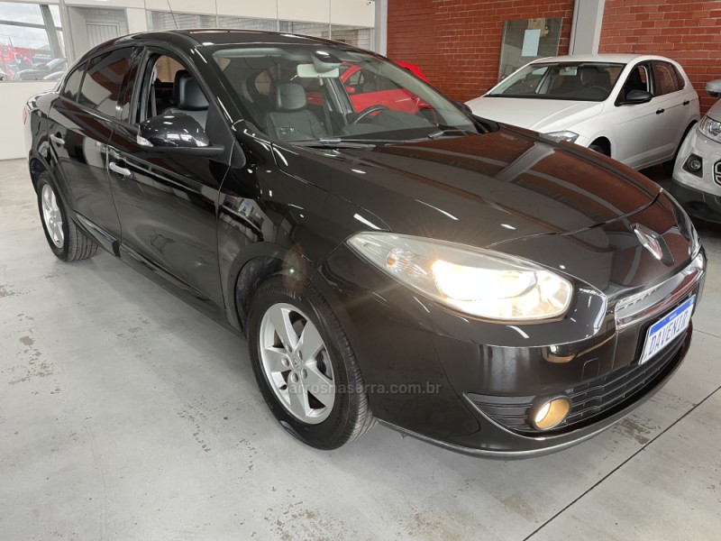 fluence 2.0 dynamique 16v flex 4p automatico 2013 taquara
