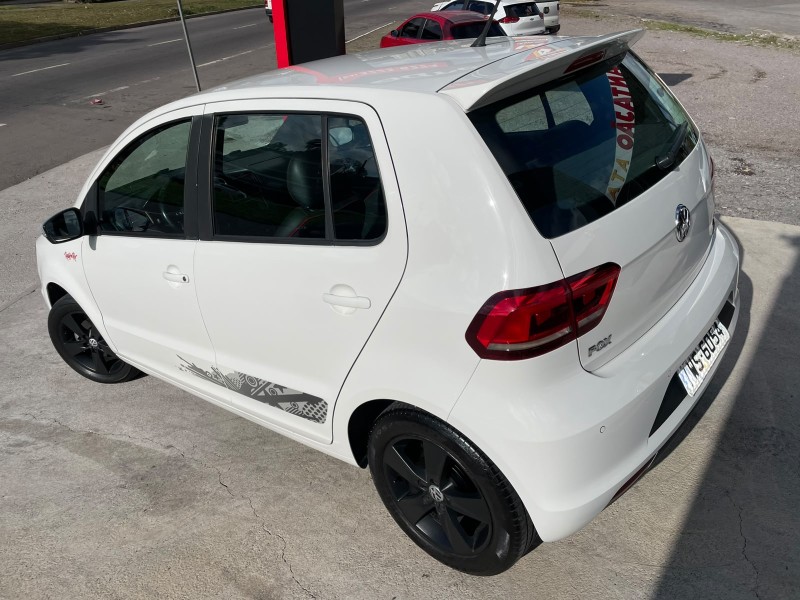 FOX 1.6 MI ROCK IN RIO 8V FLEX 4P MANUAL - 2016 - CAXIAS DO SUL