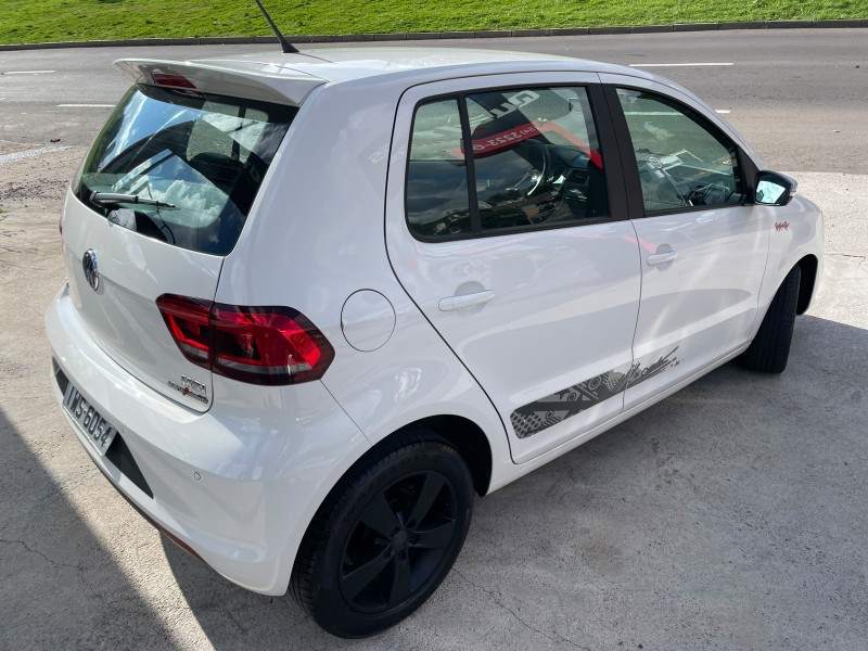FOX 1.6 MI ROCK IN RIO 8V FLEX 4P MANUAL - 2016 - CAXIAS DO SUL