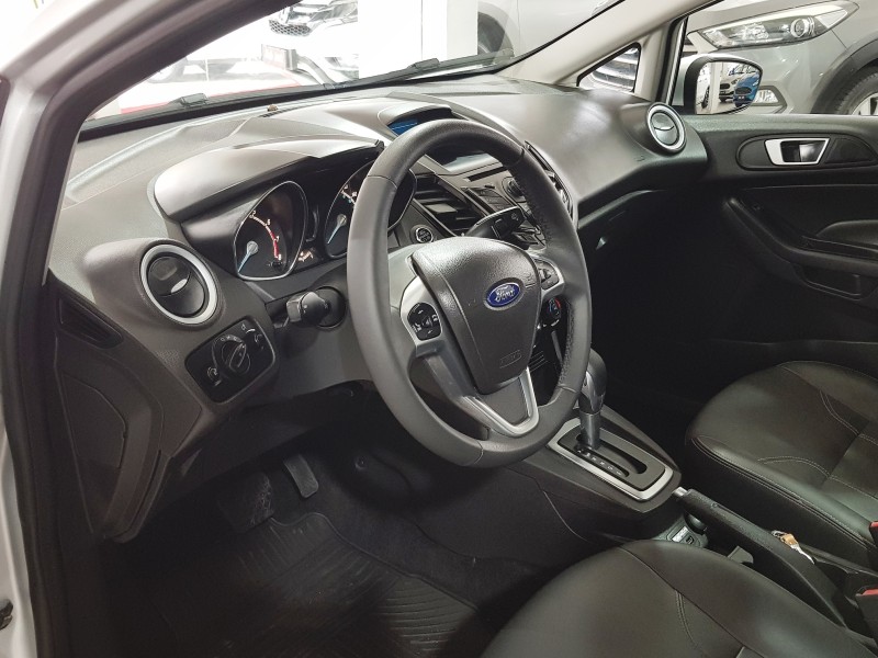 FIESTA 1.6 TITANIUM HATCH 16V FLEX 4P AUTOMÁTICO - 2016 - CAXIAS DO SUL