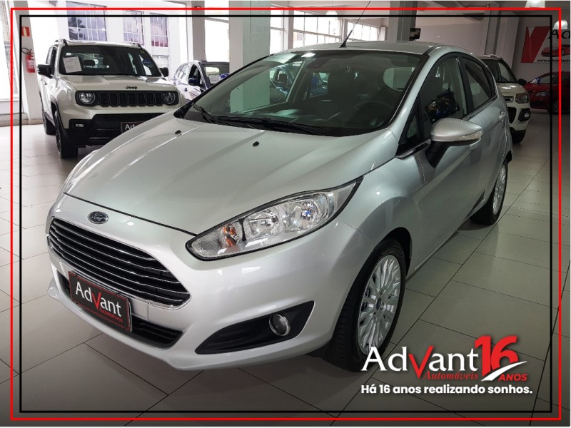 FIESTA 1.6 TITANIUM HATCH 16V FLEX 4P AUTOMÁTICO