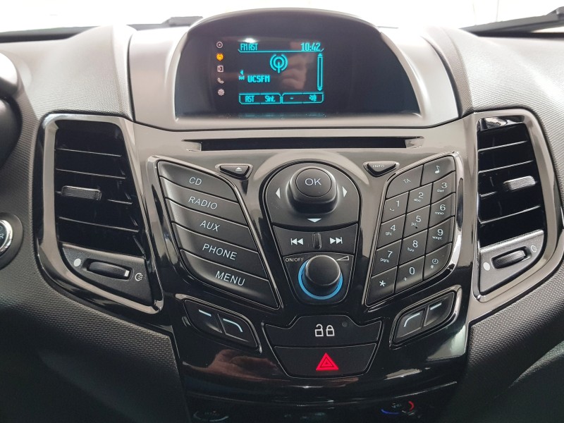 FIESTA 1.6 TITANIUM HATCH 16V FLEX 4P AUTOMÁTICO - 2016 - CAXIAS DO SUL