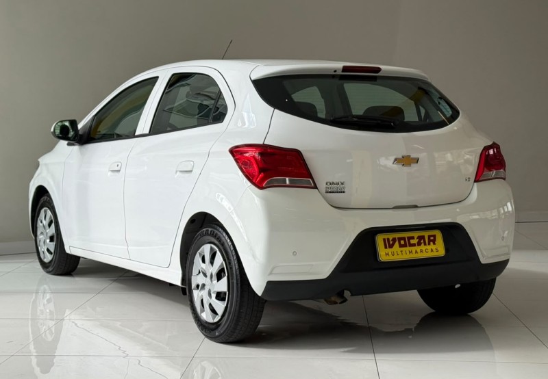 ONIX 1.0 LT 12V FLEX 4P MANUAL - 2018 - VACARIA