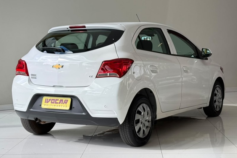 ONIX 1.0 LT 12V FLEX 4P MANUAL - 2018 - VACARIA