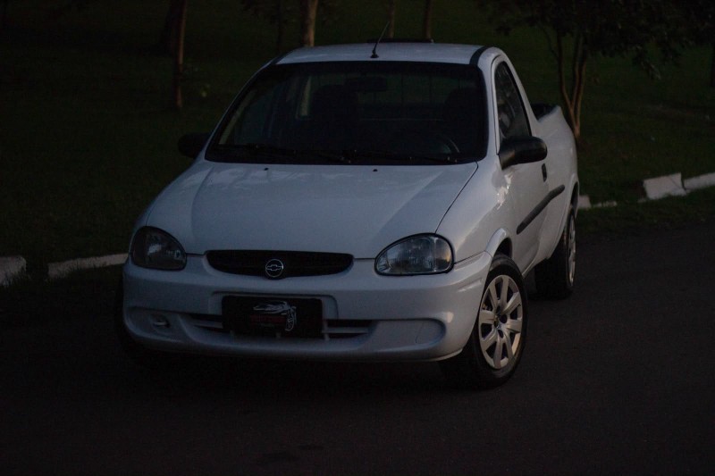 CORSA 1.6 MPFI STD CS PICK-UP 8V GASOLINA 2P MANUAL - 2002 - SãO SEBASTIãO DO CAí