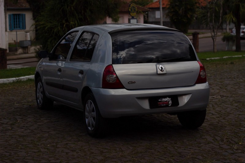 CLIO 1.6 AUTHENTIQUE 16V FLEX 4P MANUAL - 2008 - SãO SEBASTIãO DO CAí