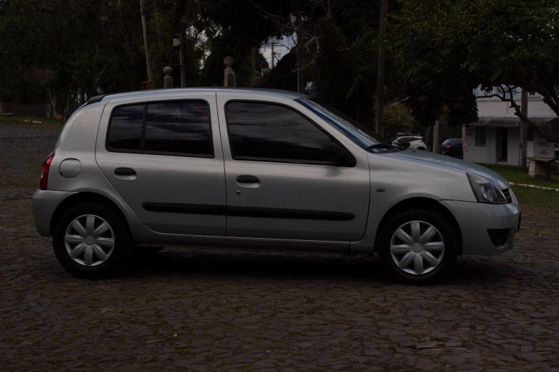 CLIO 1.6 AUTHENTIQUE 16V FLEX 4P MANUAL - 2008 - SãO SEBASTIãO DO CAí