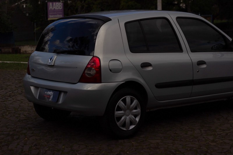 CLIO 1.6 AUTHENTIQUE 16V FLEX 4P MANUAL - 2008 - SãO SEBASTIãO DO CAí