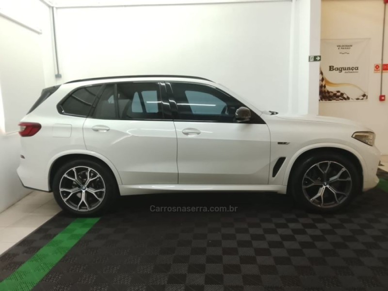 X5 3.0 XDRIVE50E TURBO M SPORT HÍBRIDO 4P AUTOMÁTICO - 2023 - NOVO HAMBURGO