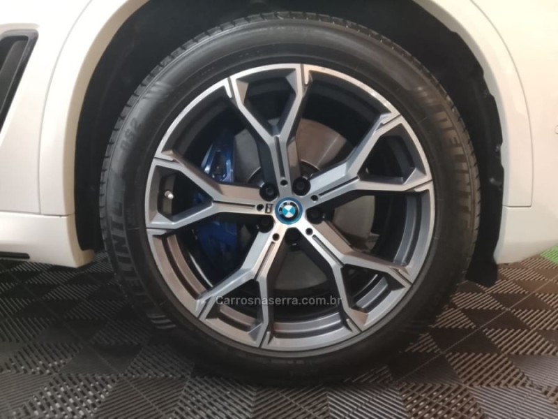 X5 3.0 XDRIVE50E TURBO M SPORT HÍBRIDO 4P AUTOMÁTICO - 2023 - NOVO HAMBURGO