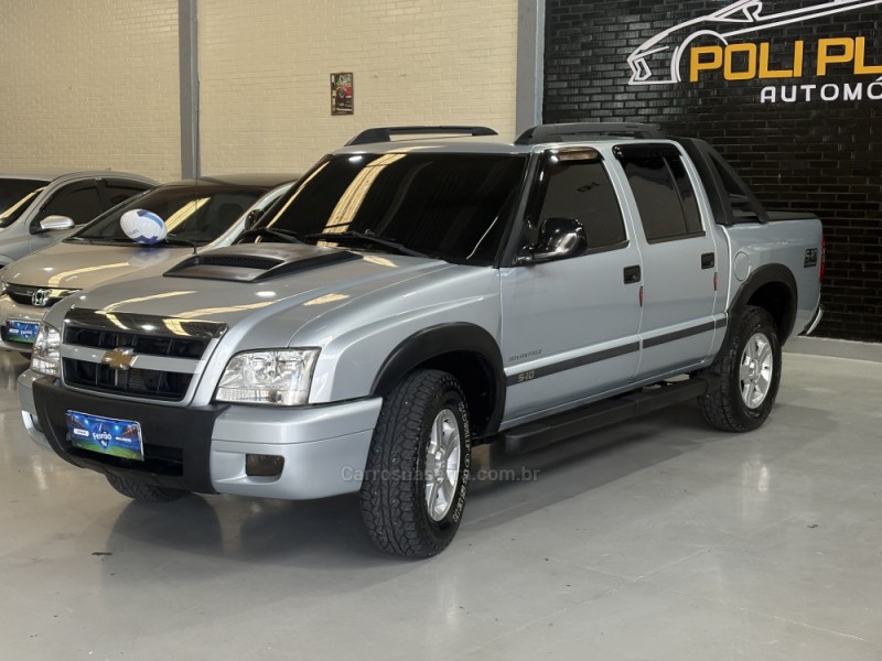S10 2.4 ADVANTAGE 4X2 CD 8V FLEX 4P MANUAL - 2010 - CAXIAS DO SUL