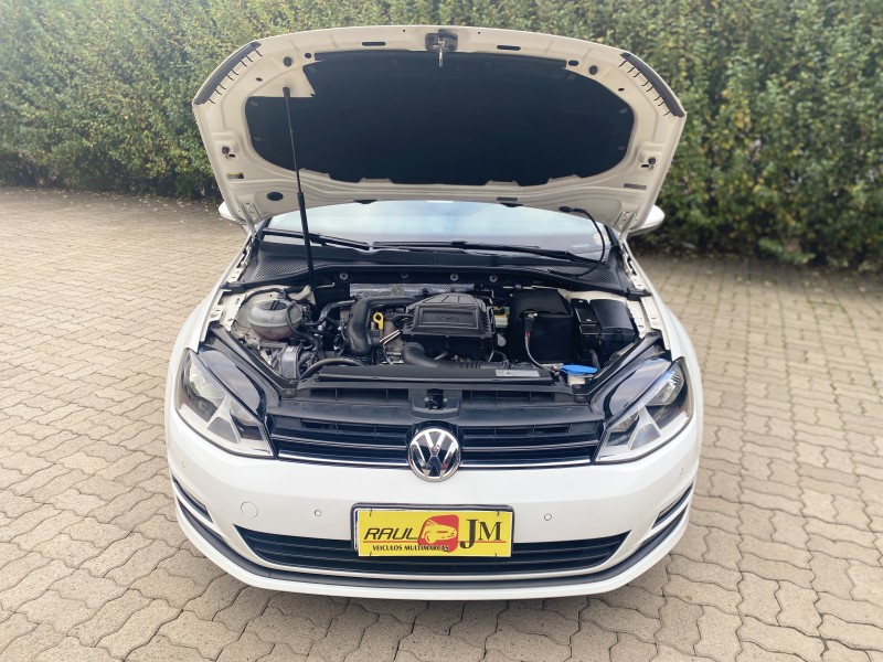 GOLF 1.0 TSI COMFORTLINE 12V TOTAL FLEX 4P MANUAL - 2017 - CAXIAS DO SUL