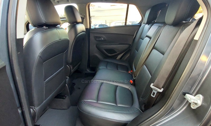 TRACKER 1.8 MPFI LTZ 4X2 16V FLEX 4P AUTOMÁTICO - 2014 - SALVADOR DO SUL