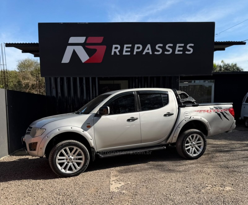 L200 TRITON 3.2 GLS 4X4 CD 16V TURBO INTERCOLER DIESEL 4P MANUAL - 2013 - PORTãO