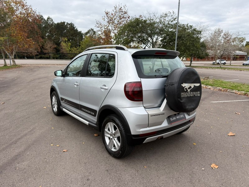 CROSSFOX 1.6 MI FLEX 8V 4P MANUAL - 2011 - BENTO GONçALVES