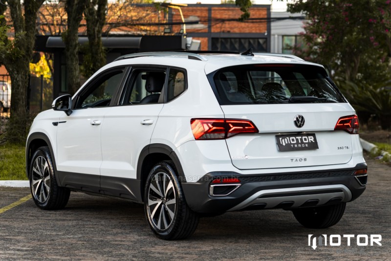 TAOS 1.4 16V HIGHLINE TSI FLEX 4P AUTOMÁTICO - 2022 - PORTO ALEGRE