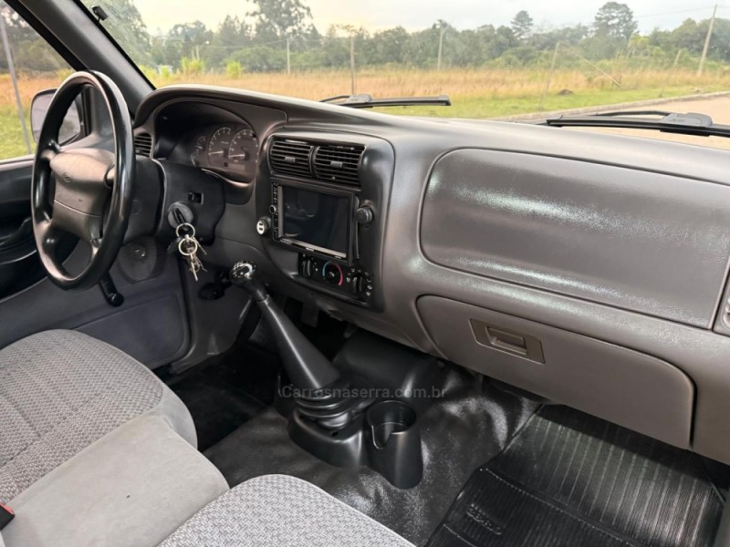 RANGER 2.5 XL 4X2 CD 8V TURBO INTERCOOLER DIESEL 4P MANUAL - 2001 - IVOTI