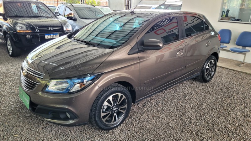 ONIX 1.4 MPFI LT 8V FLEX 4P MANUAL - 2014 - CAXIAS DO SUL