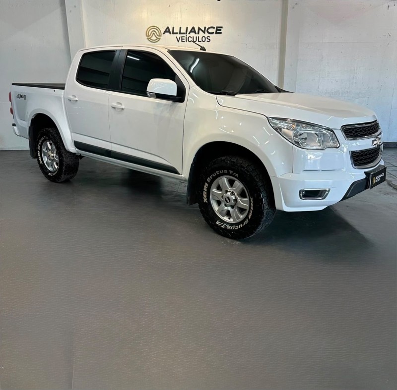 S10 2.8 LT 4X4 CD 16V TURBO DIESEL 4P AUTOMÁTICO - 2013 - CAXIAS DO SUL