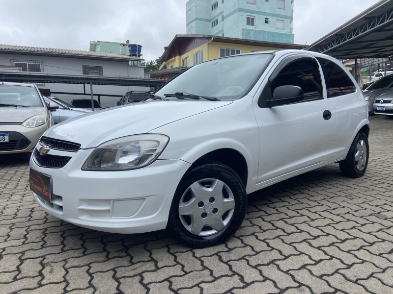celta 1.0 mpfi ls 8v flex 2p manual 2013 caxias do sul