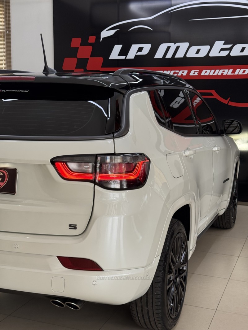 COMPASS 1.3 SERIE S T270 16V TURBO FLEX 4P AUTOMÁTICO - 2024 - FARROUPILHA