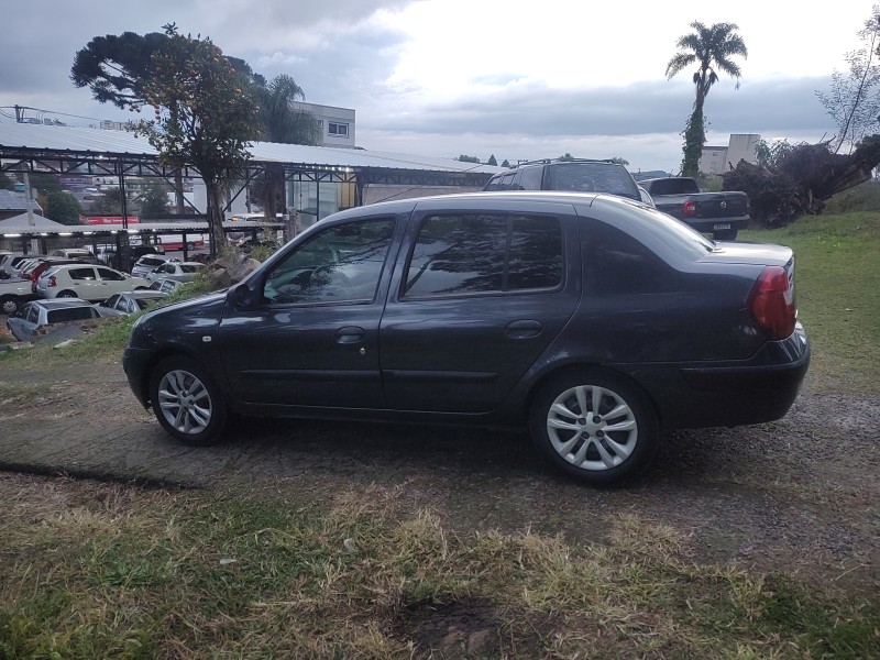 CLIO 1.0 PRIVILÉGE 16V GASOLINA 4P MANUAL - 2003 - CAXIAS DO SUL
