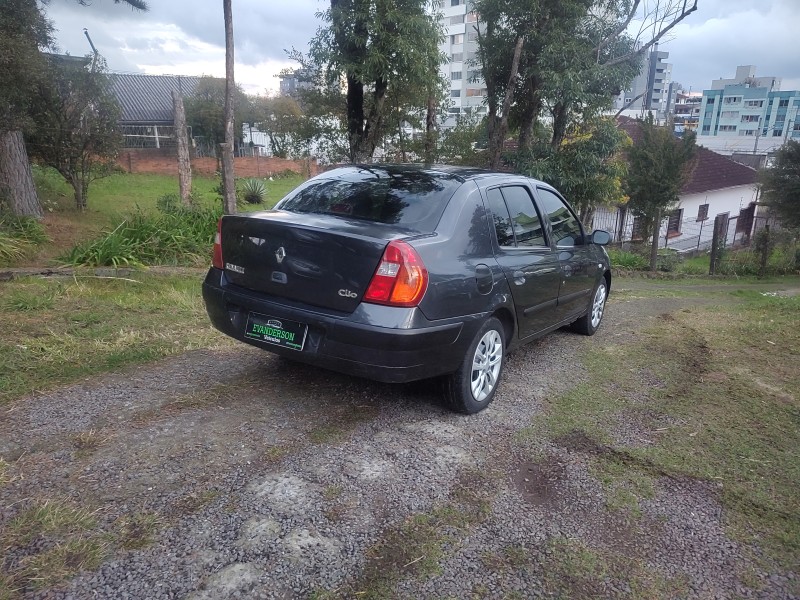 CLIO 1.0 PRIVILÉGE 16V GASOLINA 4P MANUAL - 2003 - CAXIAS DO SUL