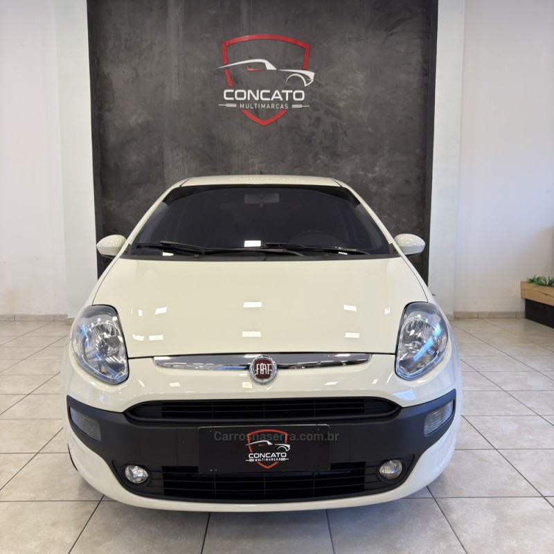 PUNTO 1.6 ESSENCE 16V FLEX 4P MANUAL - 2014 - FARROUPILHA